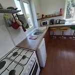 Mill House And بيت ضيافة *