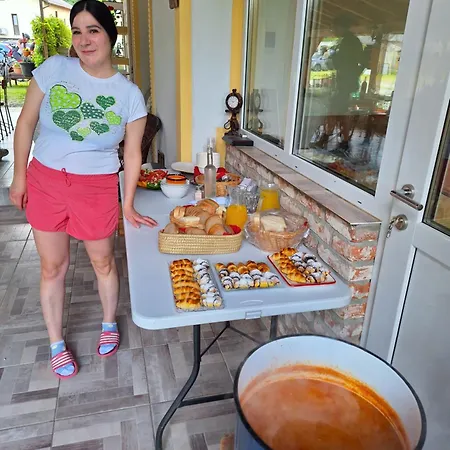 בית הארחה Mill House And ליוטומר