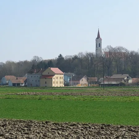 Pensjonat Mill House And *