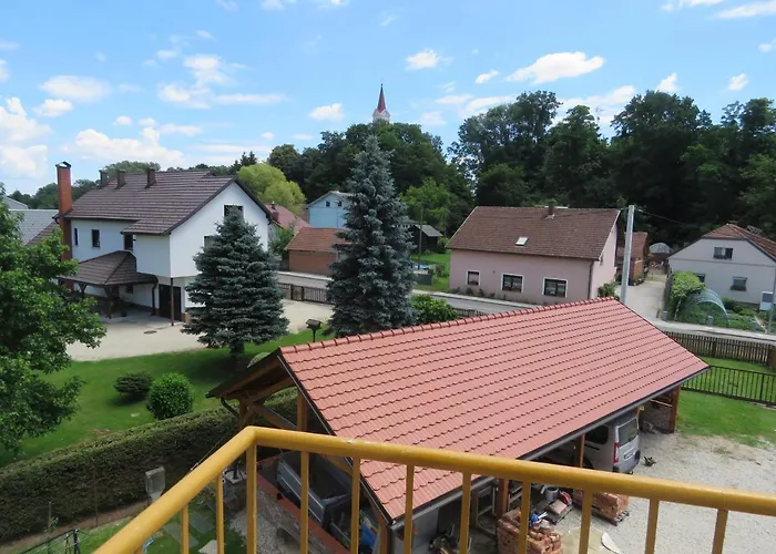 بيت ضيافة Mill House And *