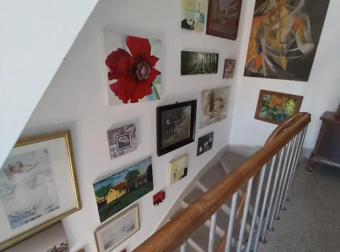 Mill House And بيت ضيافة