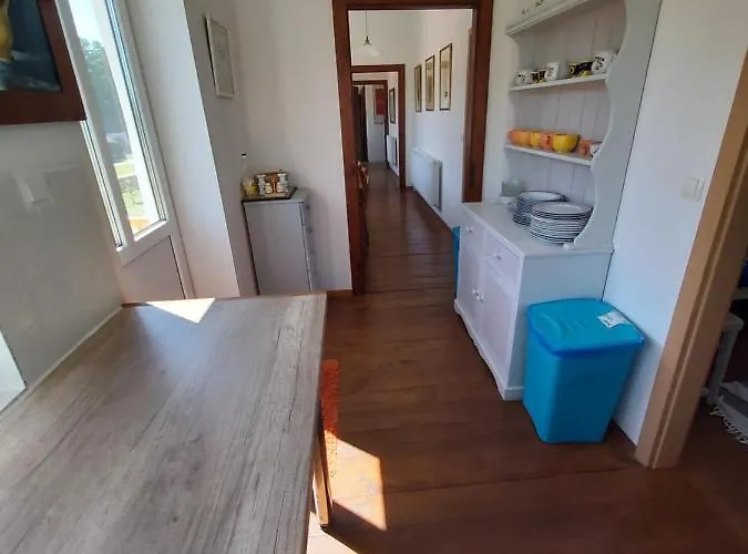 بيت ضيافة Mill House And ليوتومير